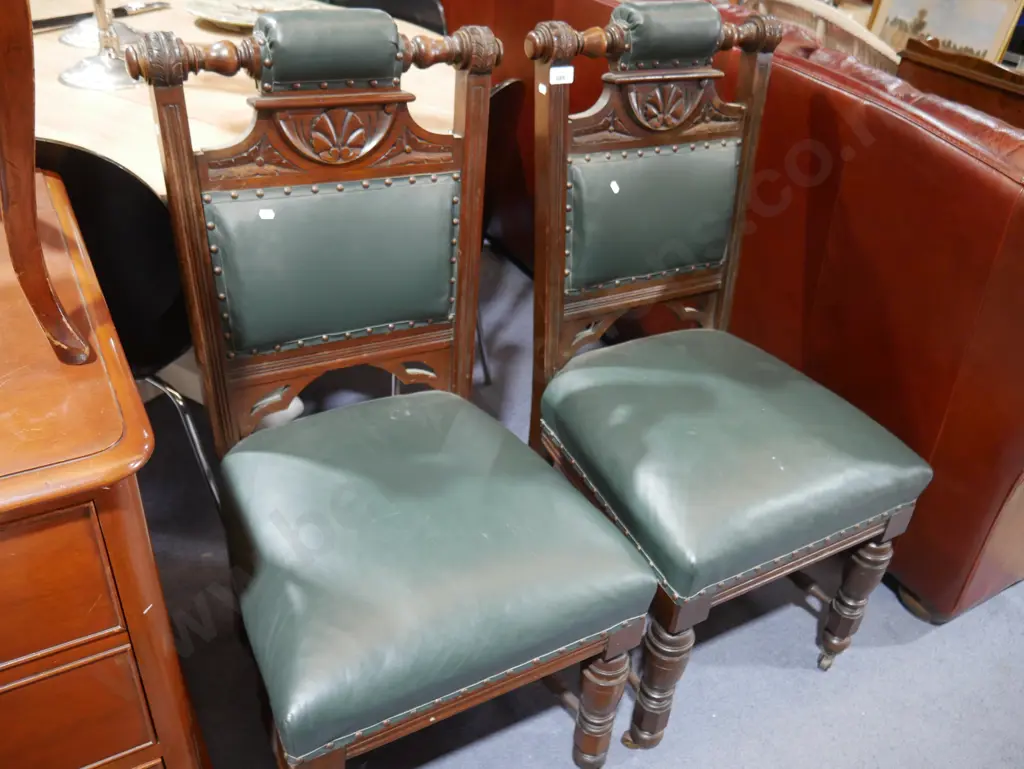 2 dining chairs Image 1++