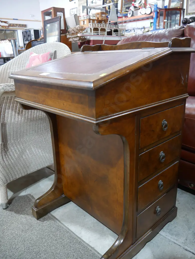 Walnut repro davenport Image 1++