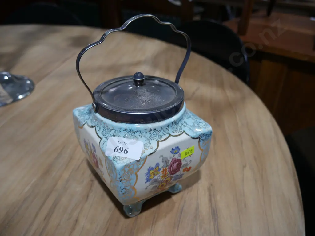 Biscuit barrell Image 1++