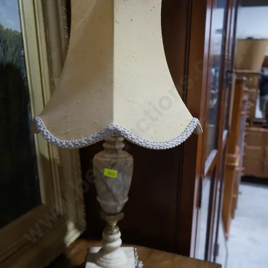 Table lamp
