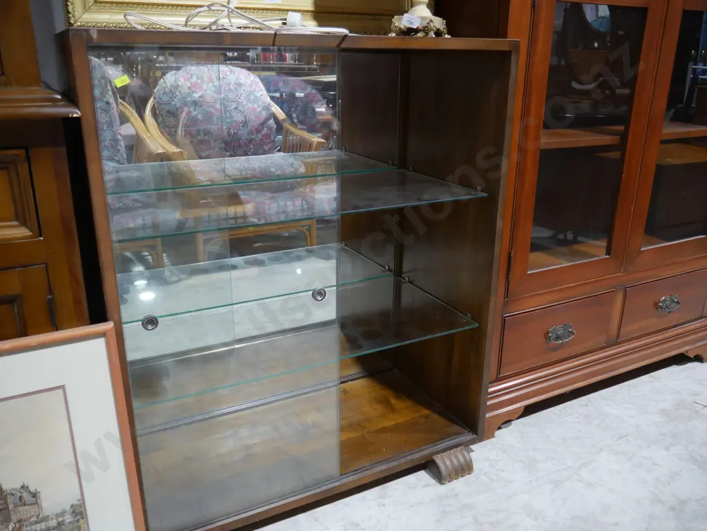 Display cabinet Image 1++