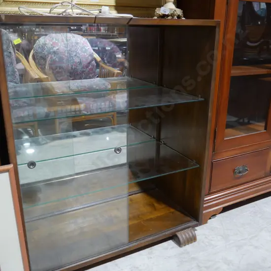Display cabinet
