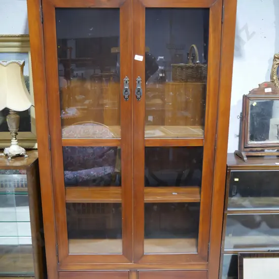 Display cabinet