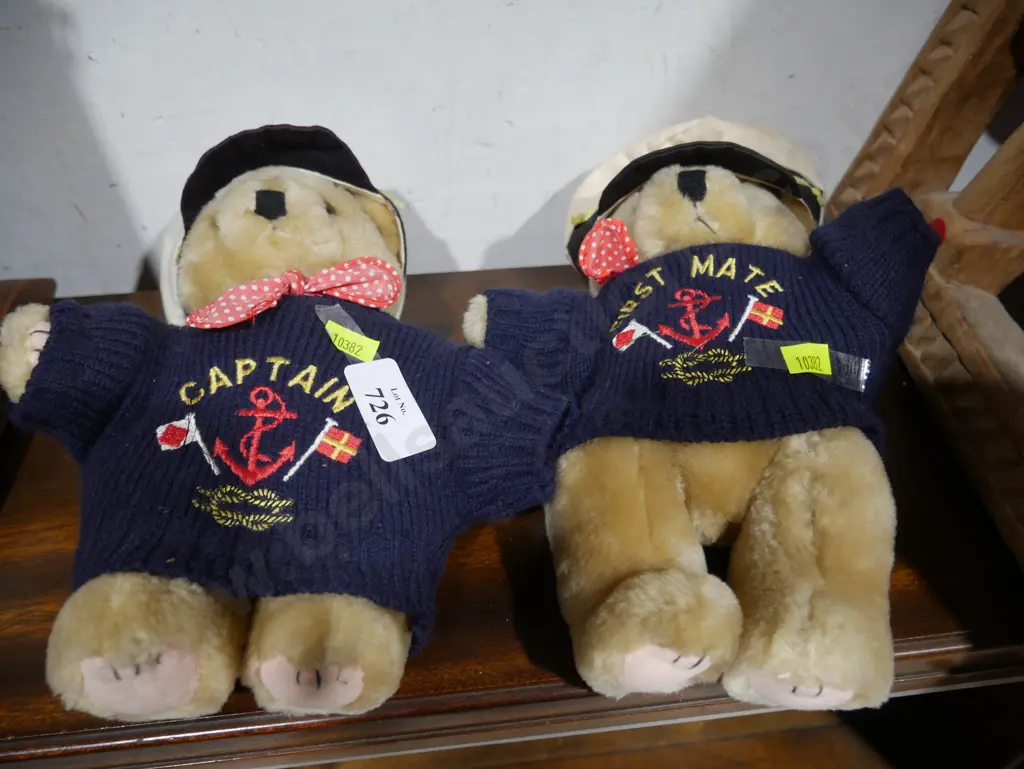 Boating teddy bears Image 1++
