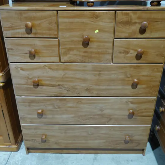 Chest of drawers