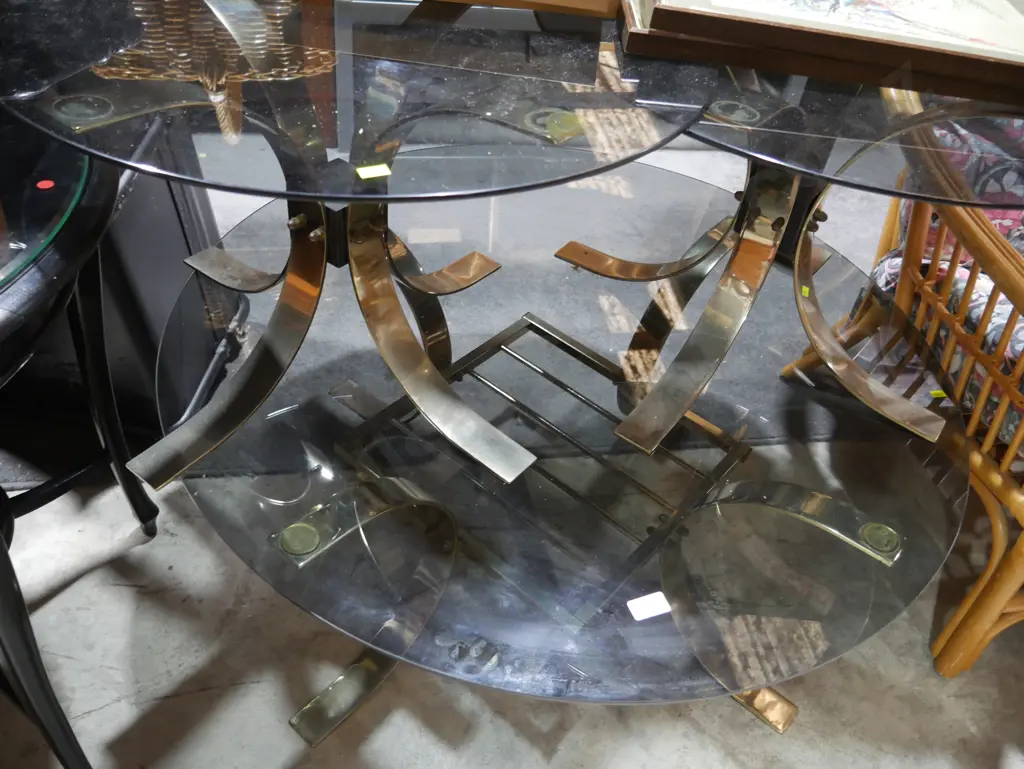 3 glass top tables Image 1++