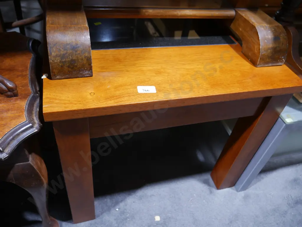 Coffee table Image 1++