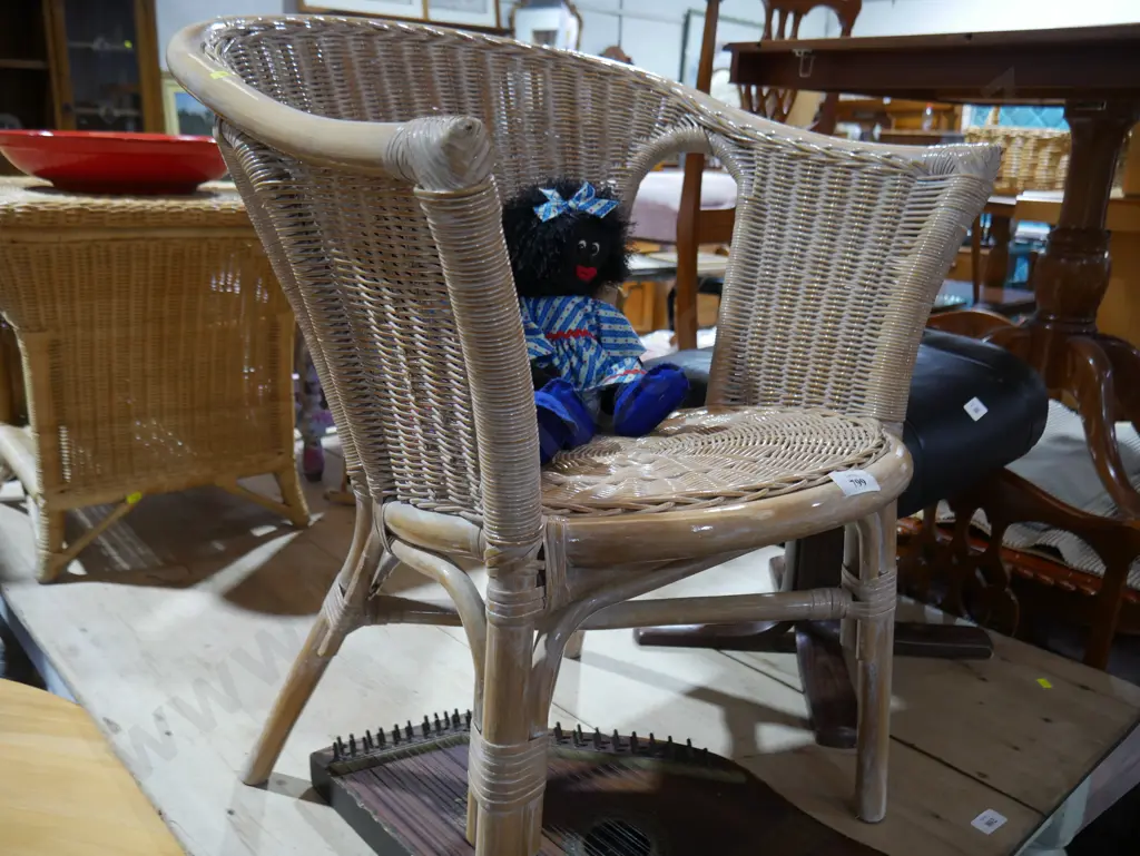 Cane chair Image 1++