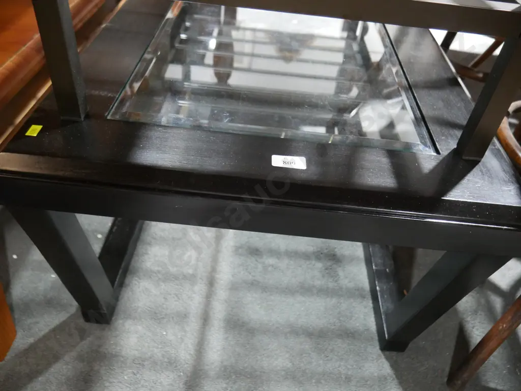 Glass top coffee table Image 1++