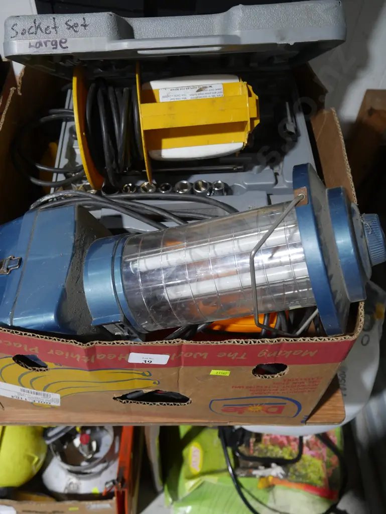 Socket set, light, extension leads etc Image 1++