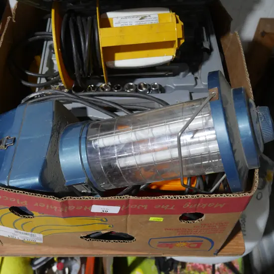 Socket set, light, extension leads etc