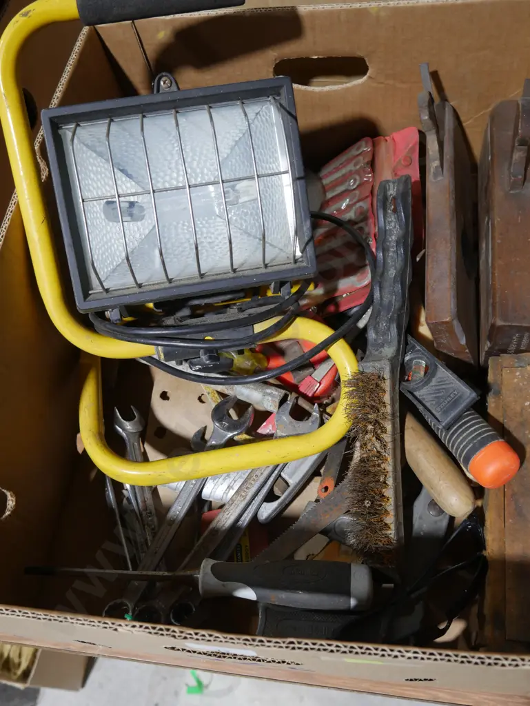 Work light, tools Image 1++