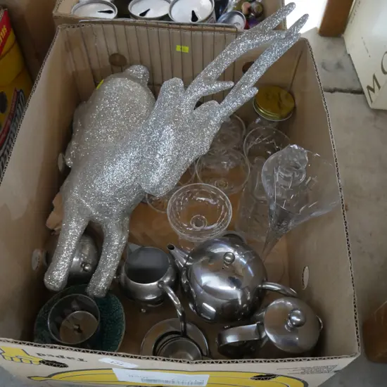 Glassware, dear ornament etc