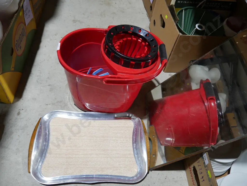 Mirror, tray, mop bucket Image 1++