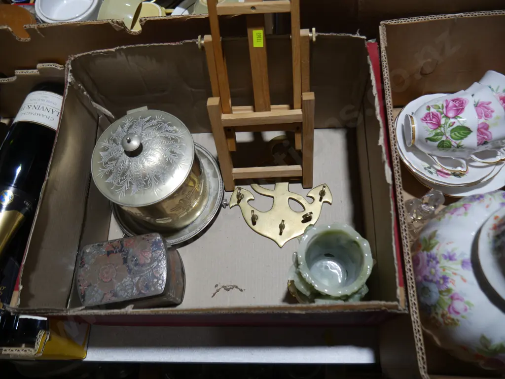 Key holder, tin etc Image 1++