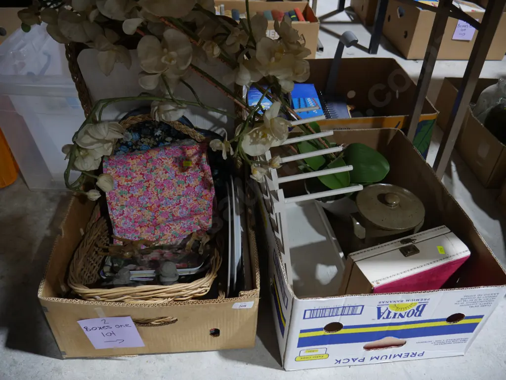 Two boxes of sundries Image 1++