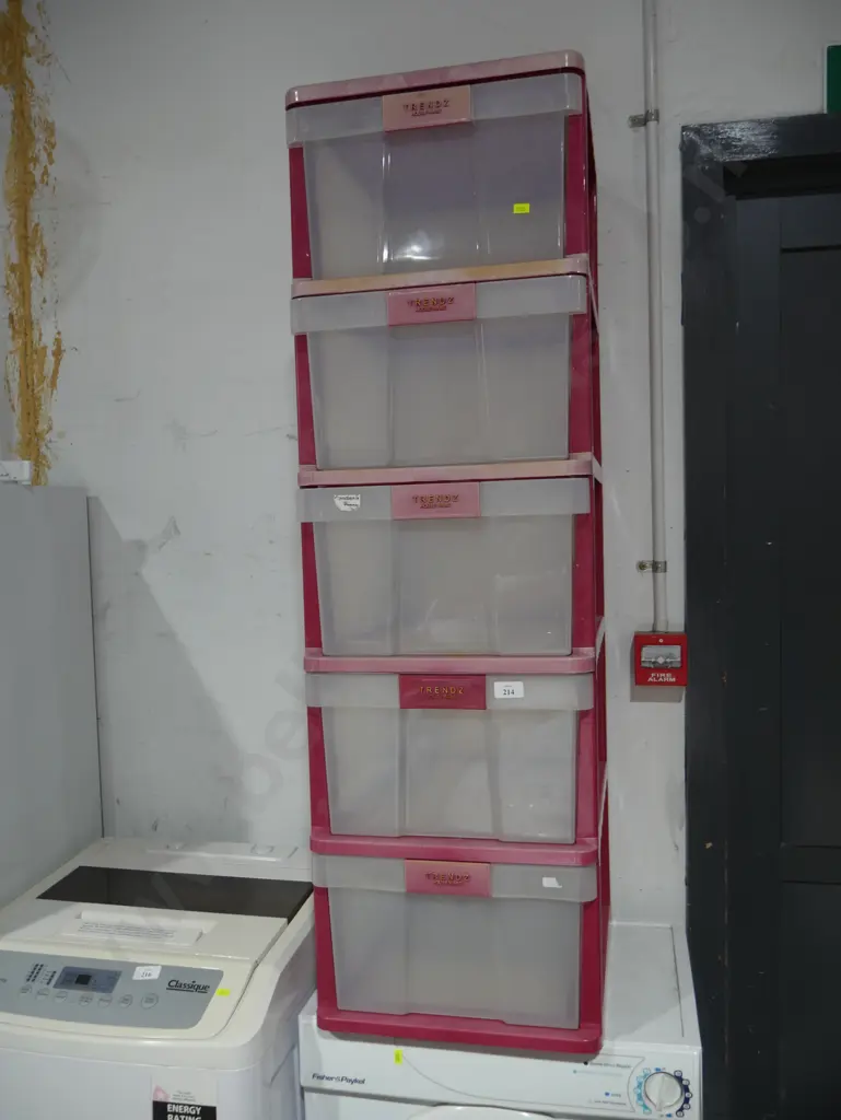 Plastic storage drawers Image 1++