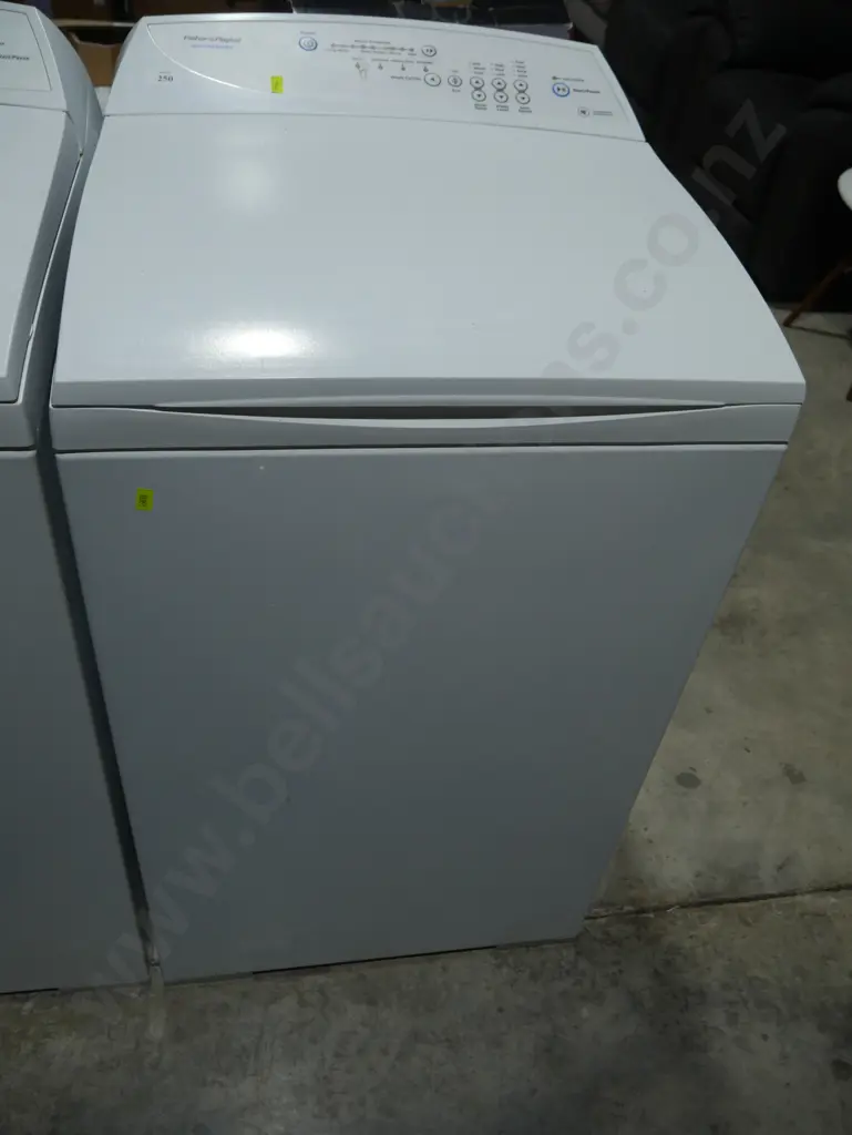 Fisher & Paykel washing machine Image 1++
