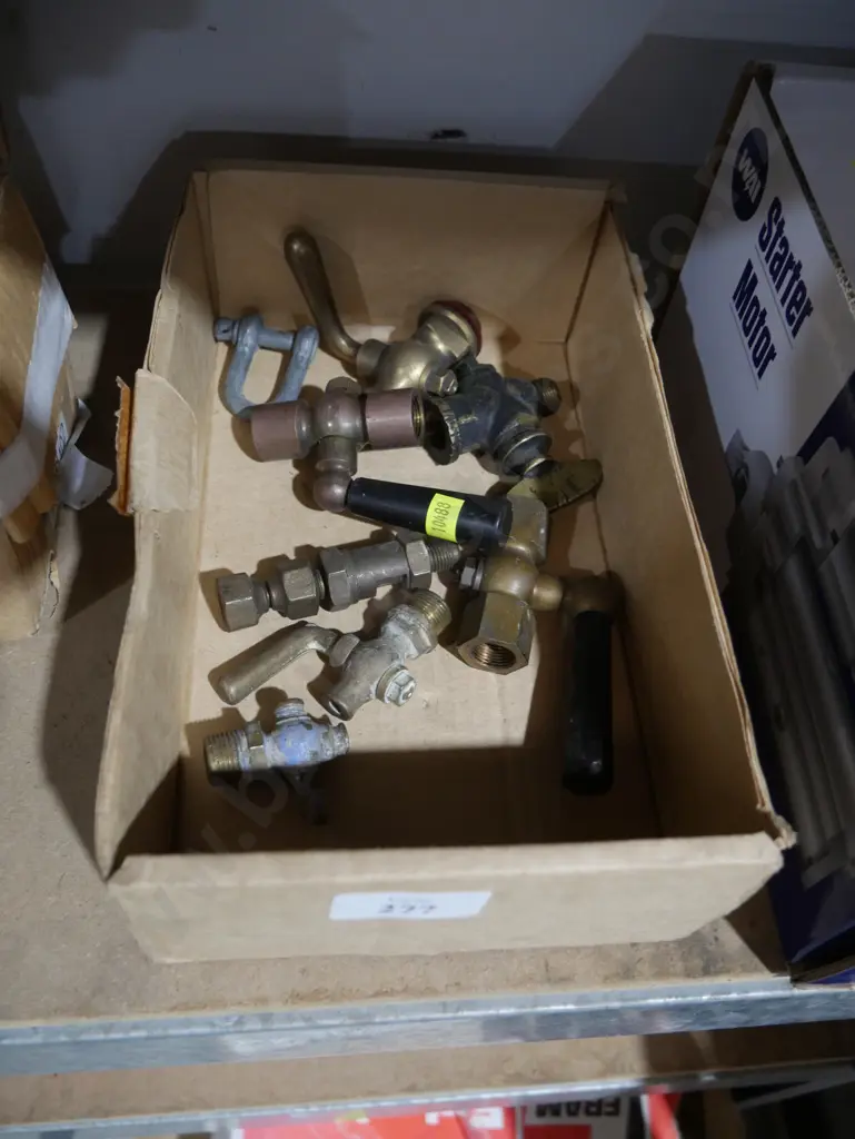 Brass tap fittings Image 1++