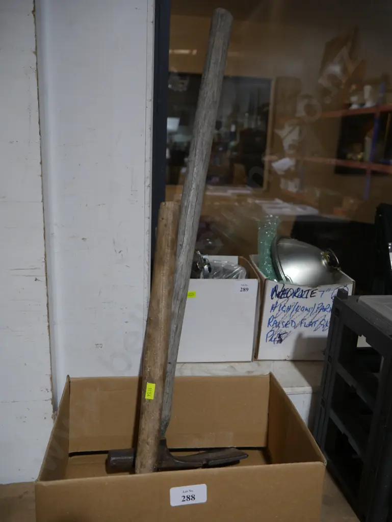 Two vintage hammers Image 1++