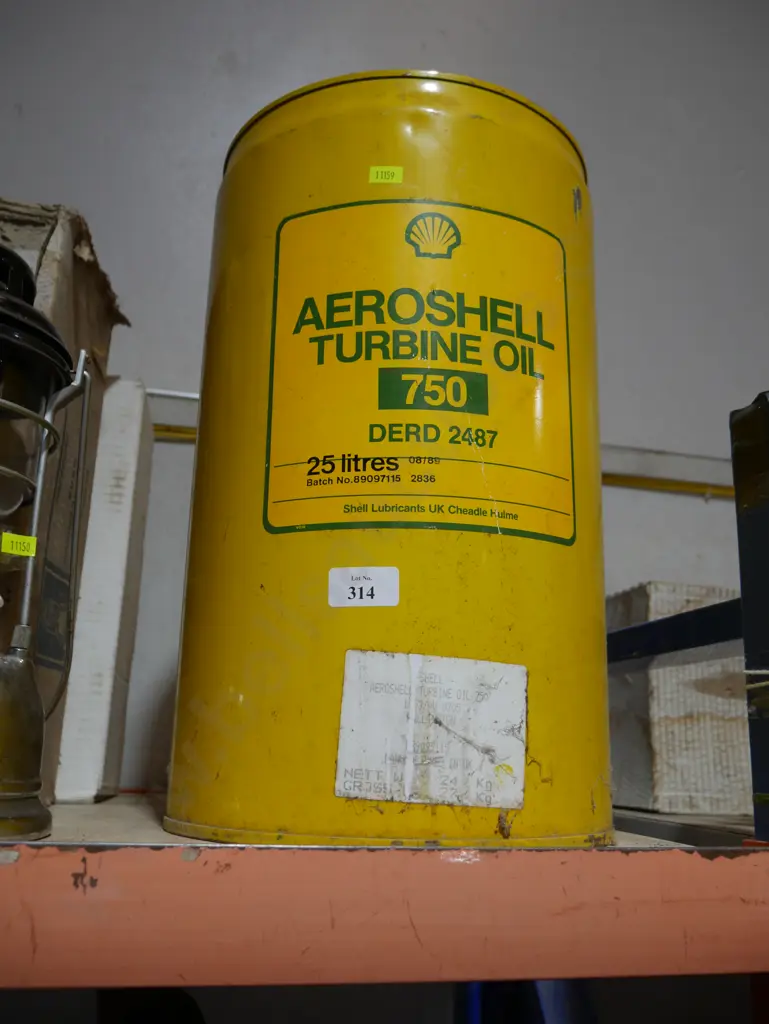AeroShell turbine oil can Image 1++