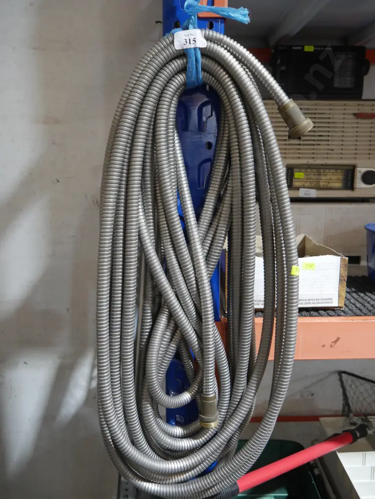 Metal hose Image 1++