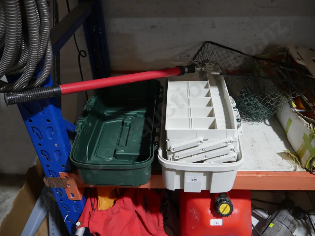 Tackle box and landing net Image 1++