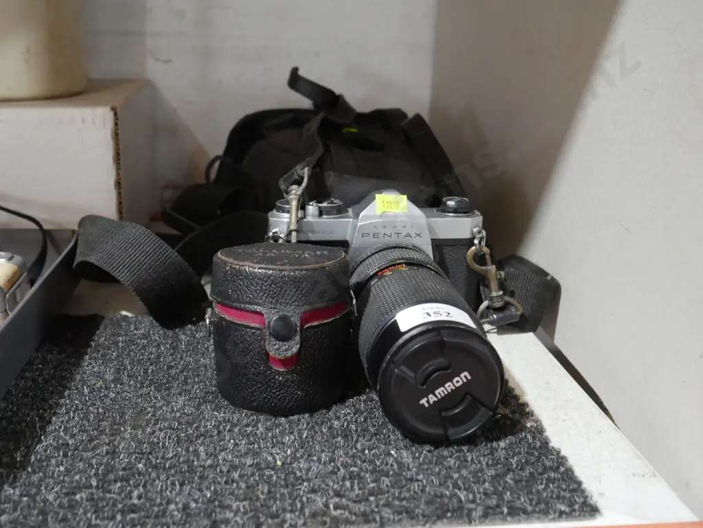 Pentax camera and lens Image 1++