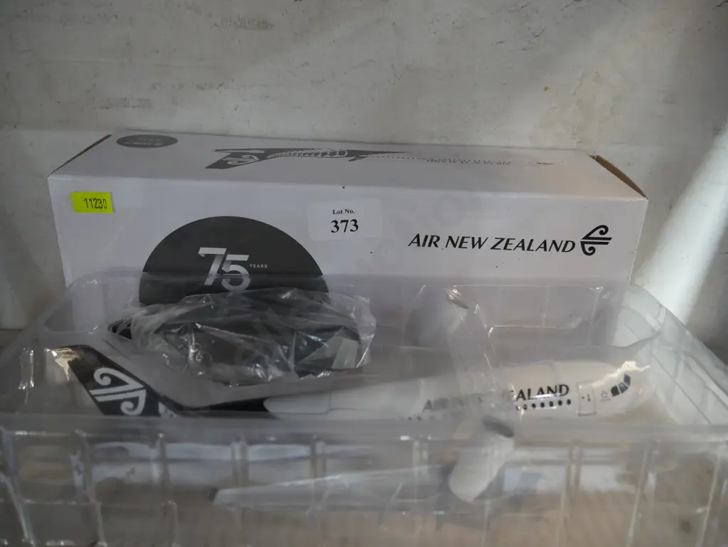 Air New Zealand model Airbus a320 Image 1++