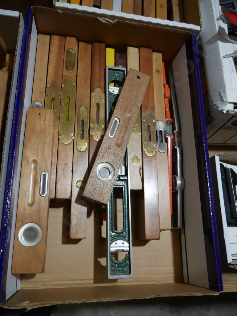 Assorted vintage levels Image 1++