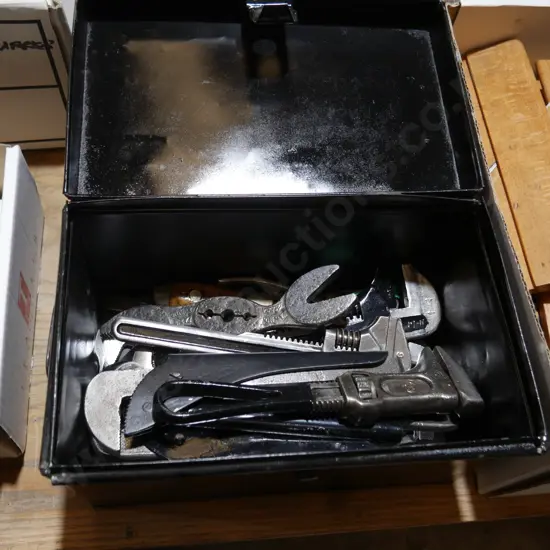 Assorted wrenches etc