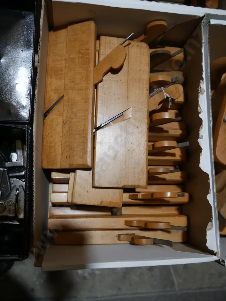 Assorted moulding planes Image 1++