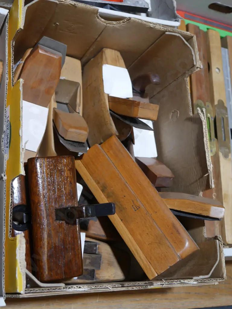 Wood planes Image 1++