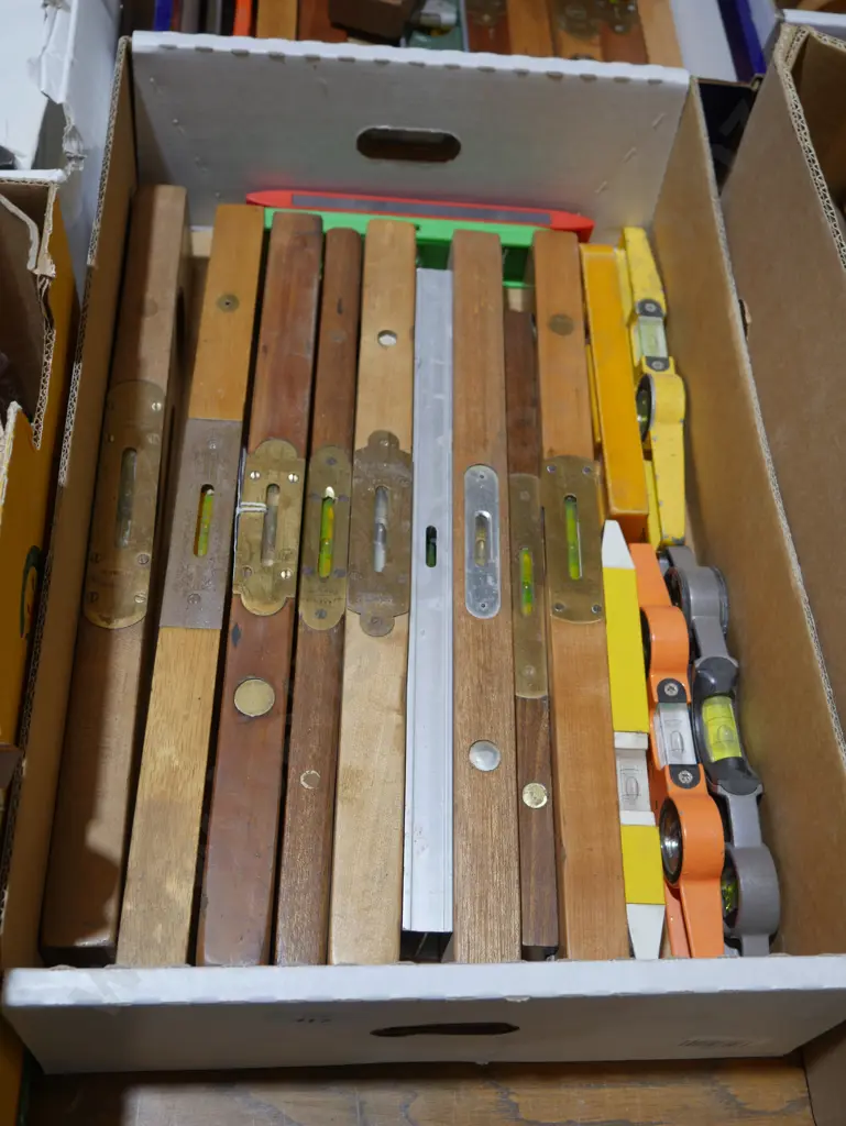 Assorted spirit levels Image 1++