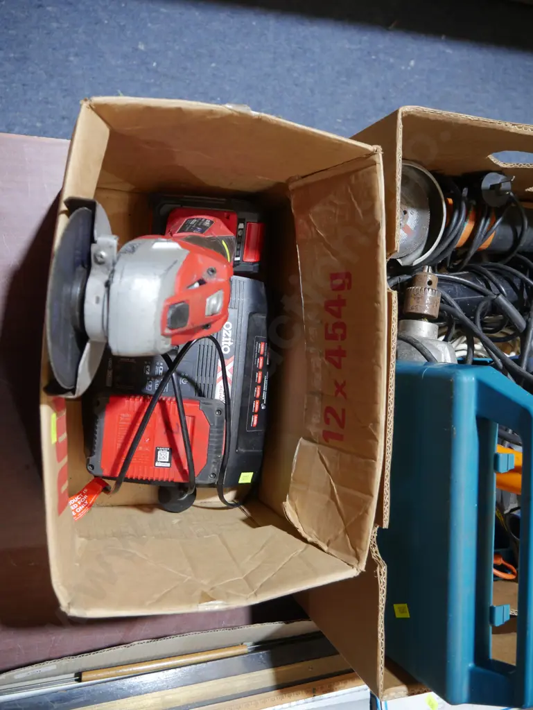 Ozito cordless grinder Image 1++