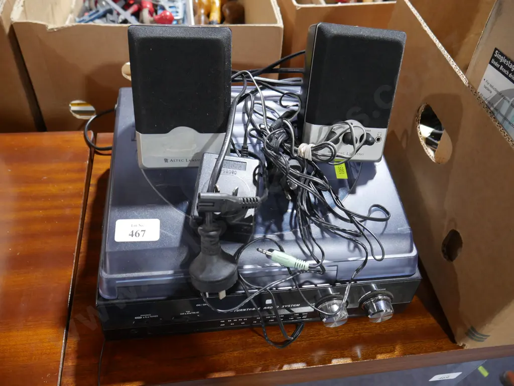 Turntable radio system Image 1++