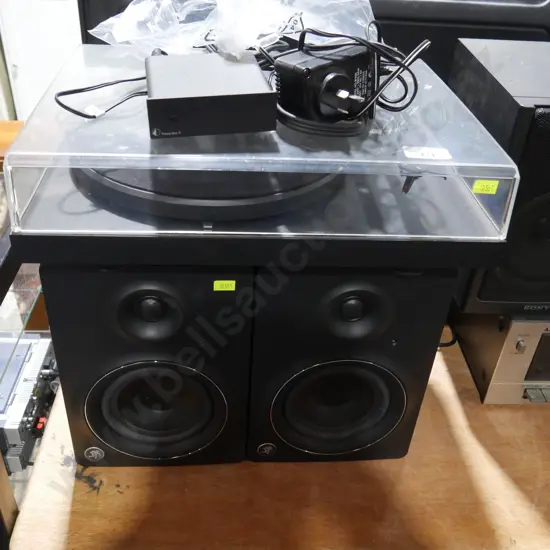 Turntable and speakers