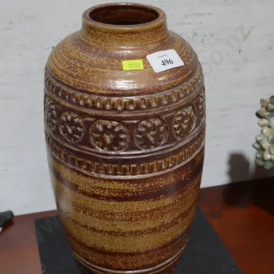 Pottery vase
