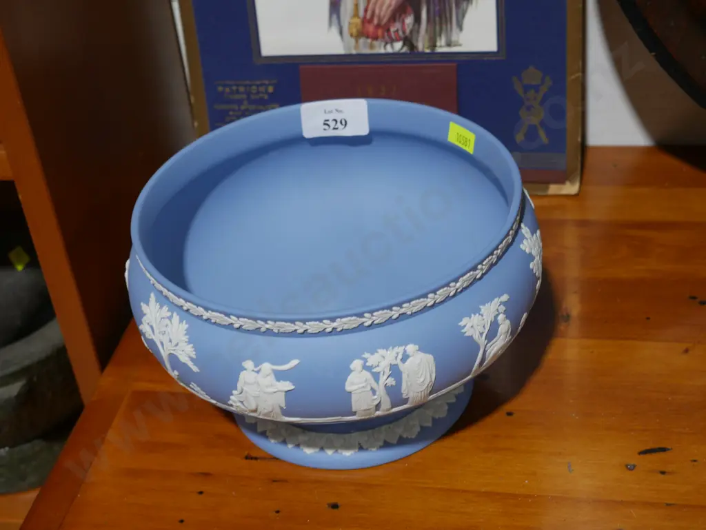 Wedgwood bowl Image 1++