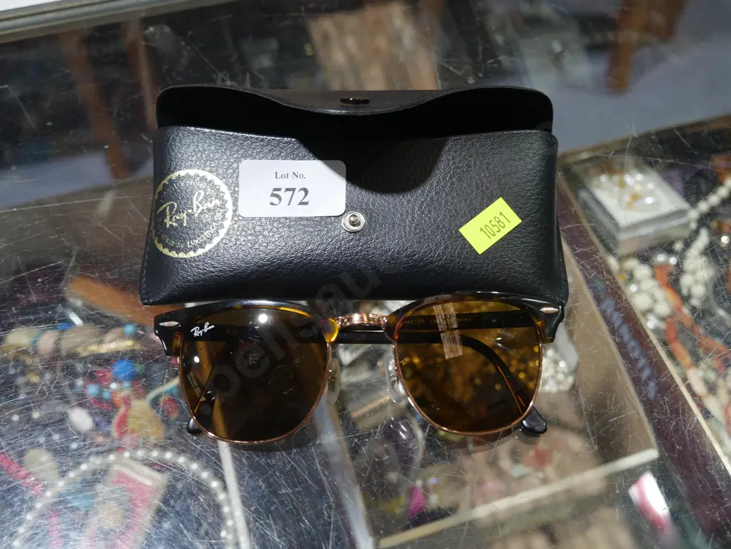Ray Ban sunglasses Image 1++