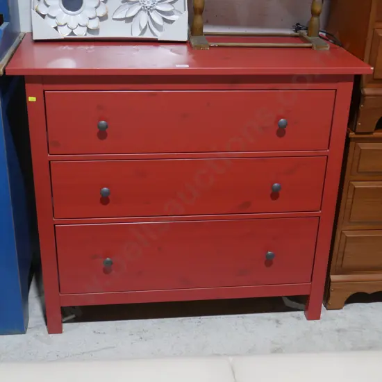 Red chest of drawers