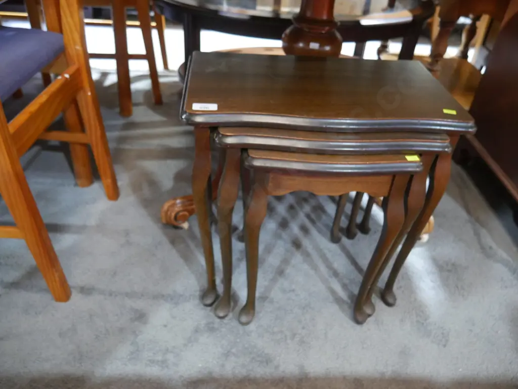 Nest of three tables Image 1++