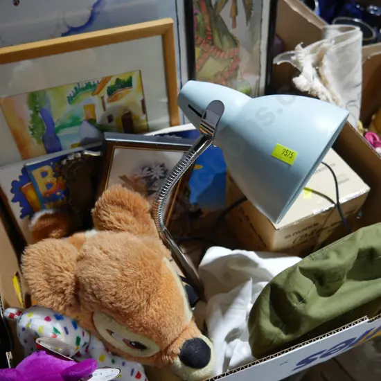 Footrot Flat pictures, table lamp, sundries