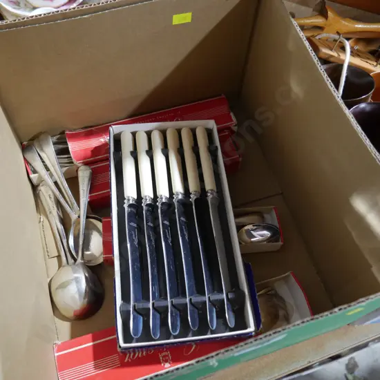 Boxed bone handled knives, cutlery