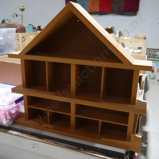 Nicnack display house