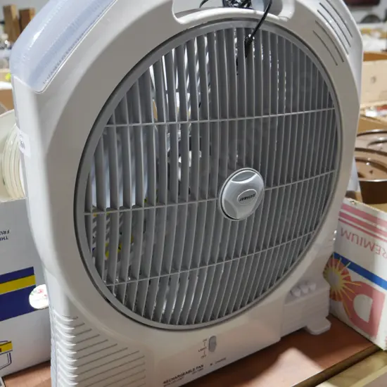 Rechargeable cooling fan