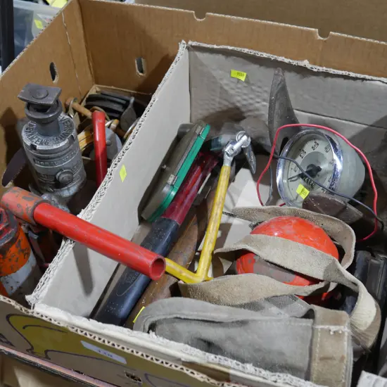 Tools, bottle jacks etc