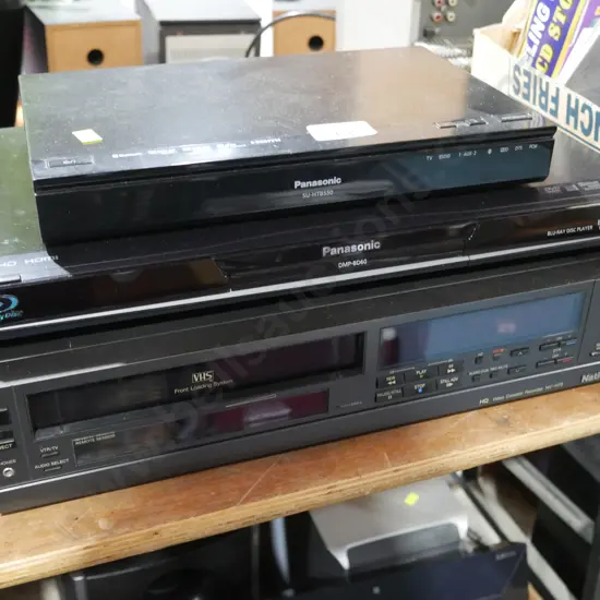 DVD, VHS, blue ray players