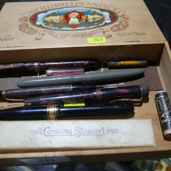 Vintage fountain pens
