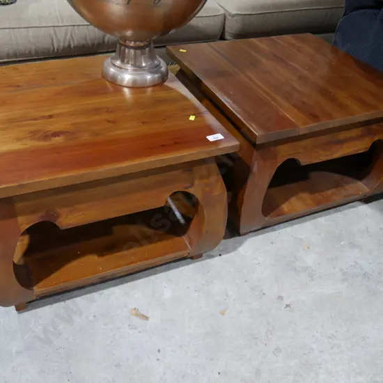Pair of coffee tables